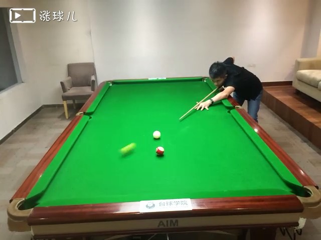 #进阶练习业余二级#题17：底袋中低杆斯登走位