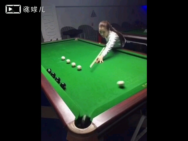 这美女厉害