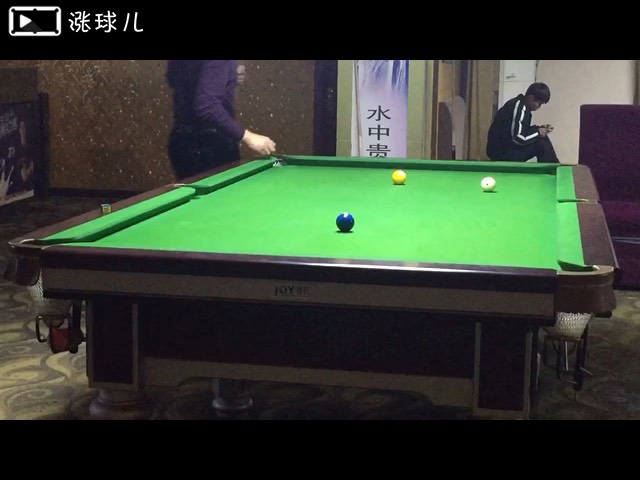 二颗球固定点位来回打，看谁打的多