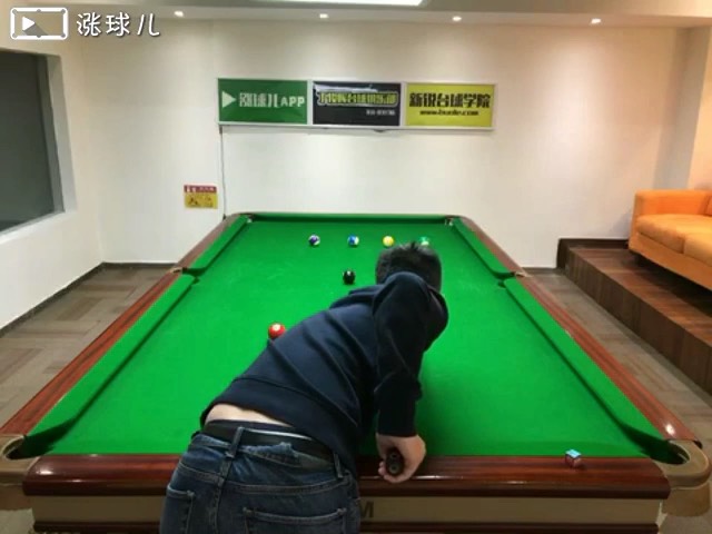#台球五级#特殊球型清台练习，按顺时针或逆时针方向从外往里顺序清台